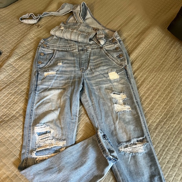 AE tomgirl overalls - Picture 1 of 6